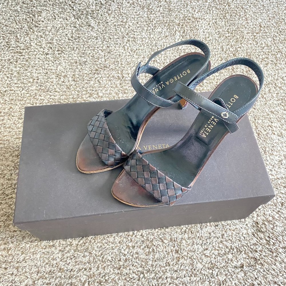 Bottega Veneta Quilted Woven Leather Heels Sandal Brown Black With Box 37 EU 7.5